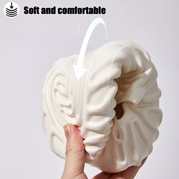 Mens slides - Picture 7 of 8